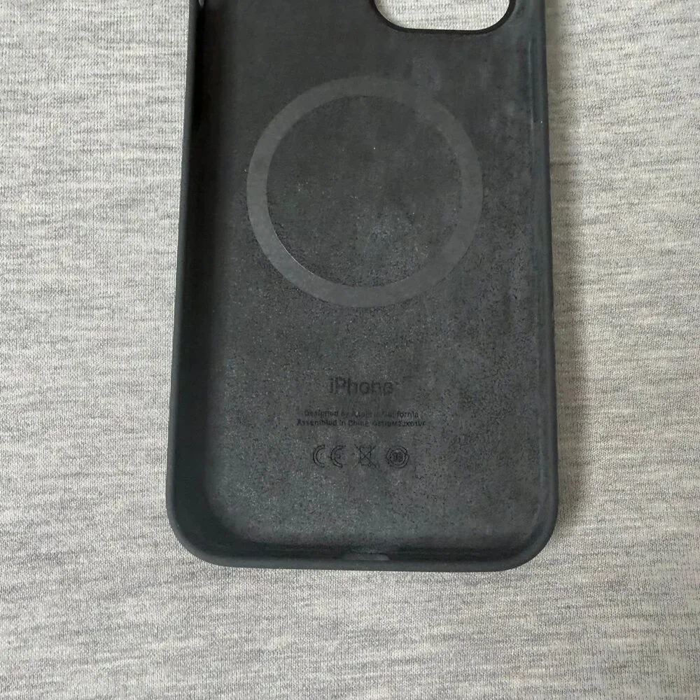Apple Silicone Case with MagSafe for iPhone 12 Pro Max